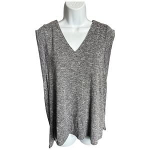 B Collection Bobeau heather gray knit v-neck shirt cap sleeves Medium